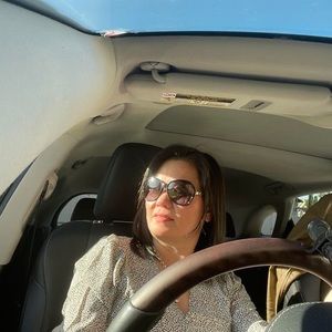 Meet your Posher, Ngoc lan